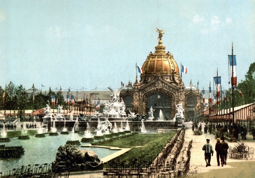 Expositions universelles de Paris  1889 1900 